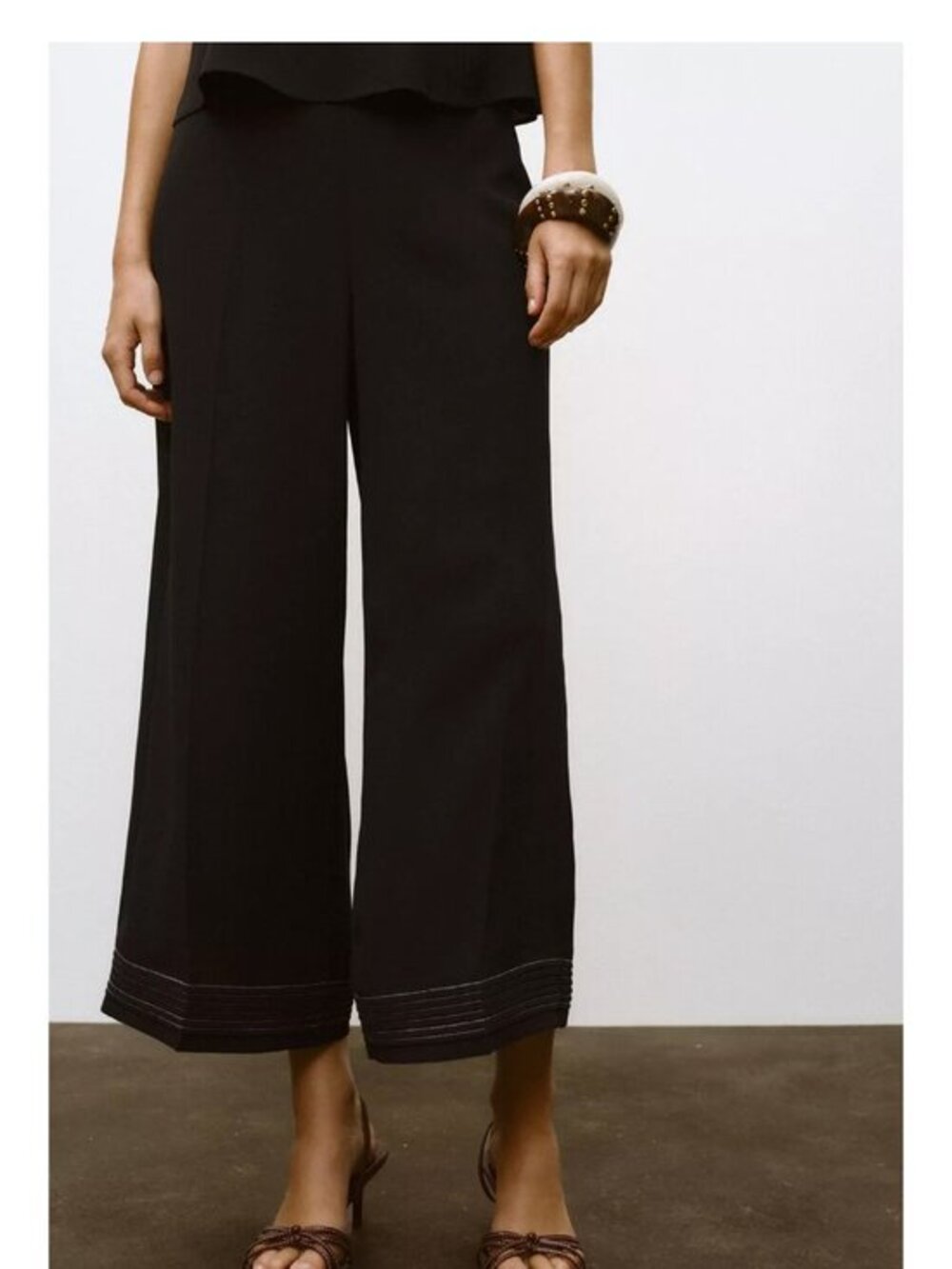 Zara Culottes Wide Leg Crop Trousers Black Flowy Preppy Office Minimal Size M
